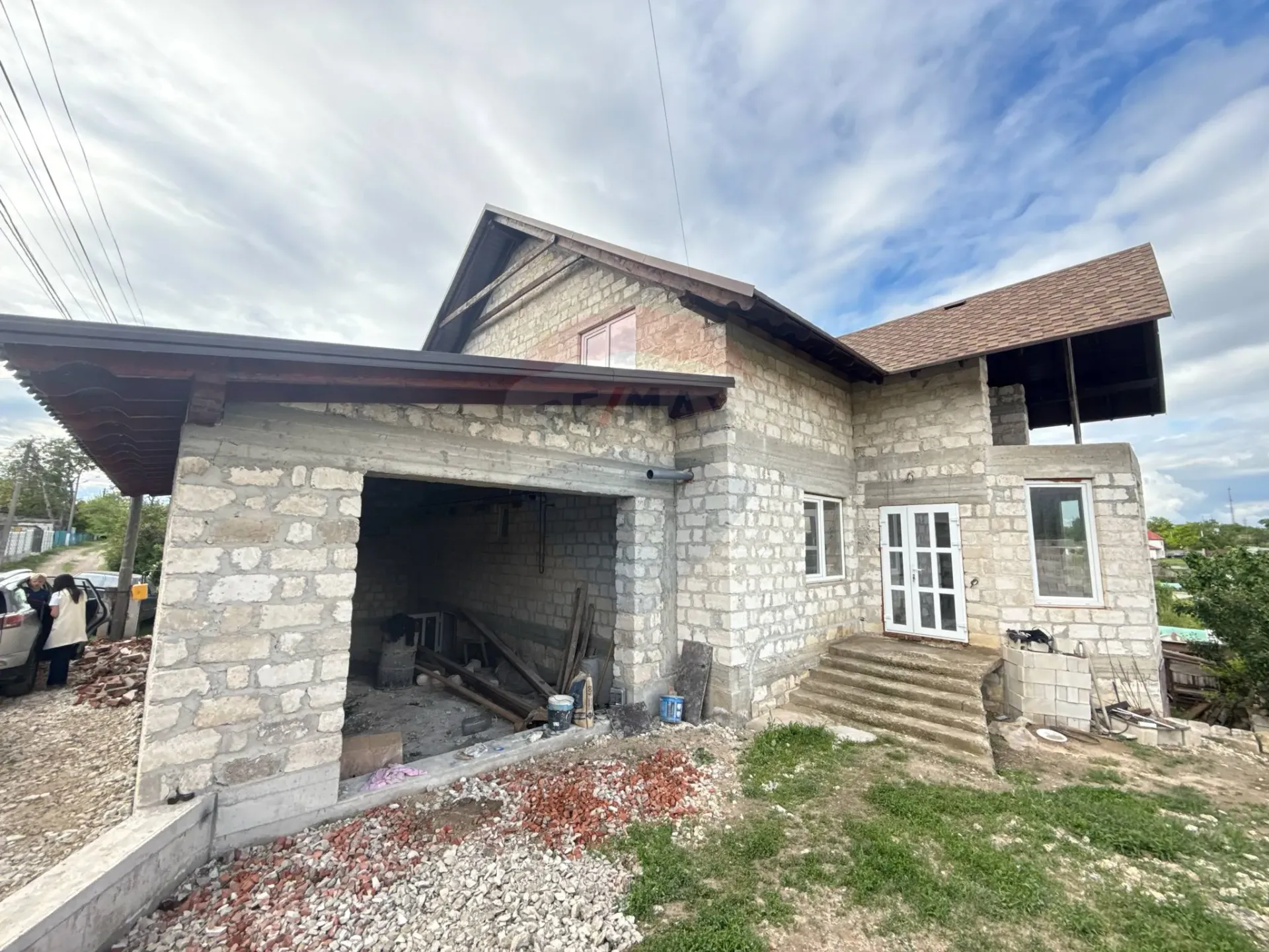 2-floor house, 230 m² — Image 1