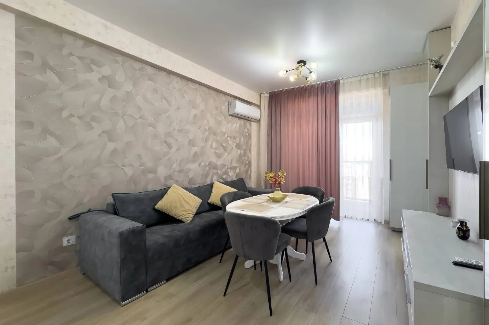 2-комнатная квартира, 75 м² — Изображение 1