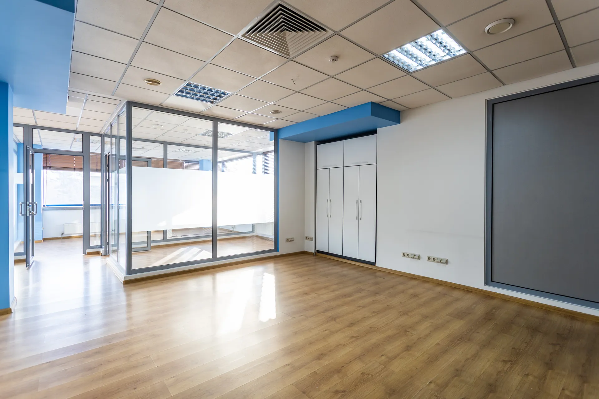 Торговое помещение, 280 м² — Изображение 1