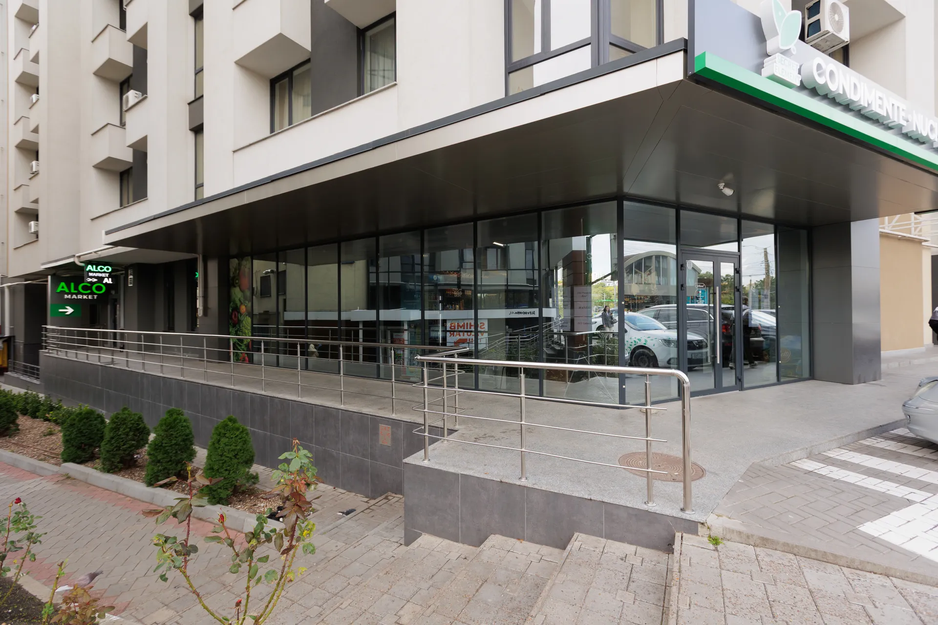 Торговое помещение, 946 м² — Изображение 2
