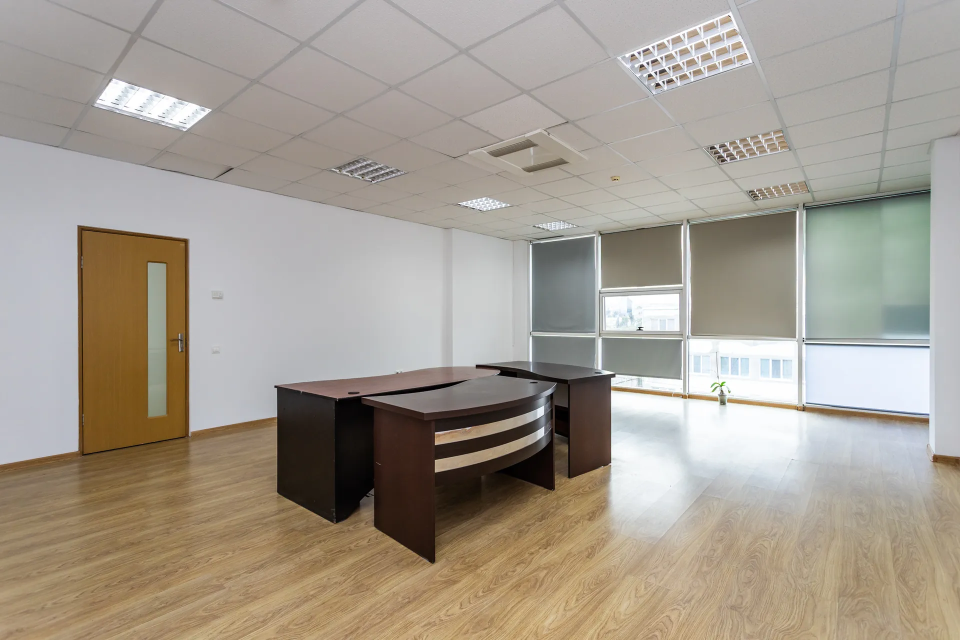 Trade space, 172 m² — Image 1