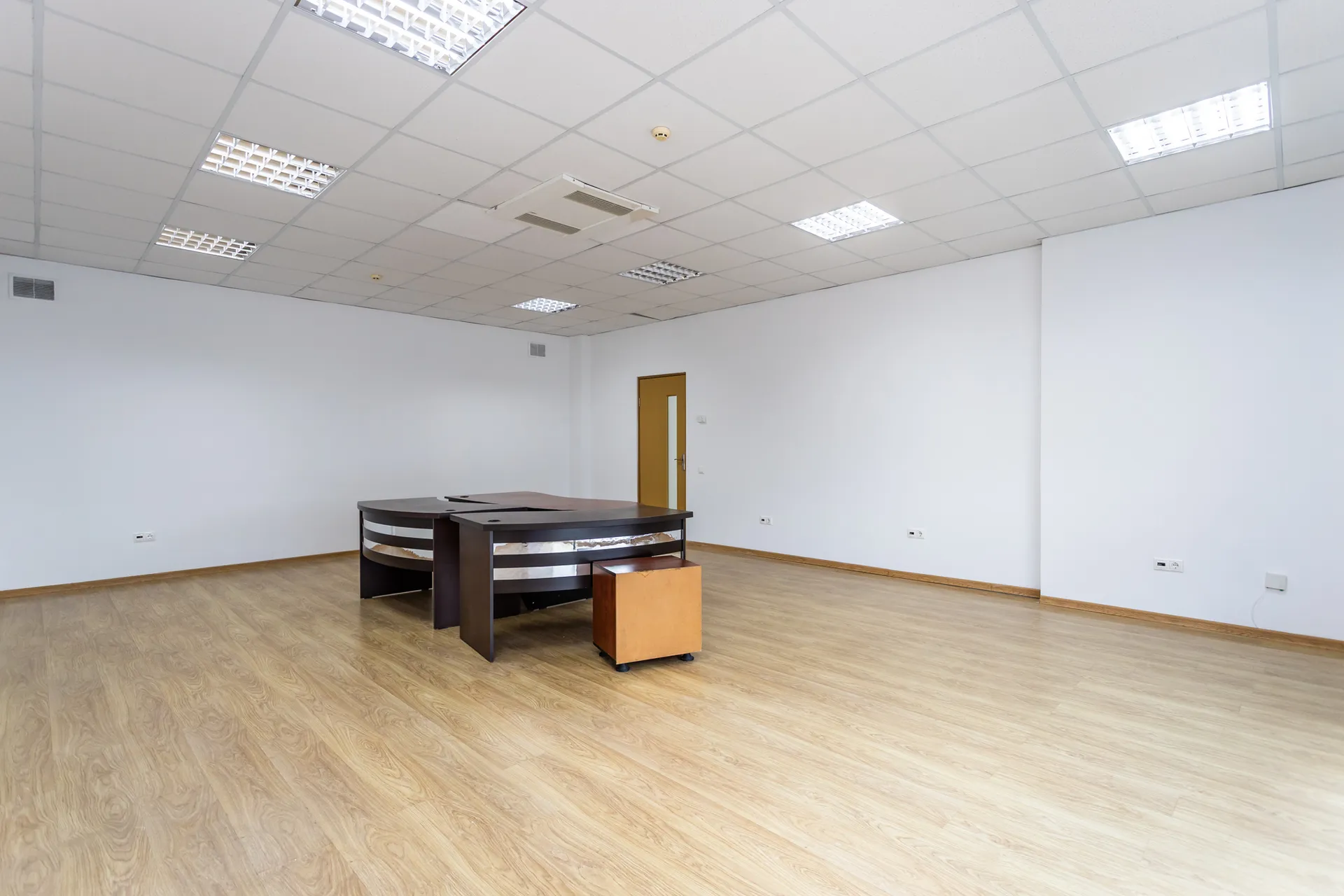 Trade space, 172 m² — Image 3