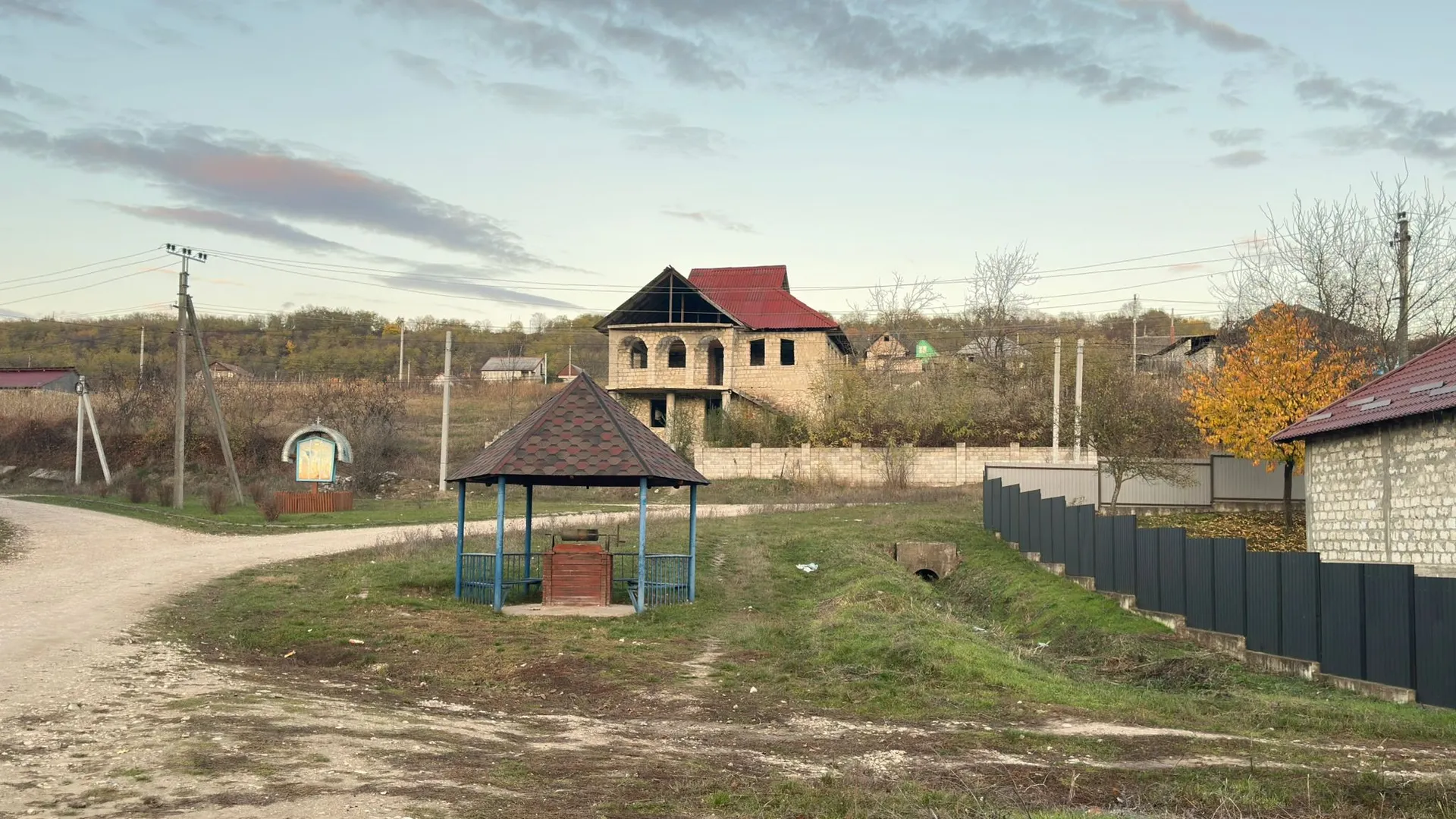 2-floor house, 220 m² — Image 2