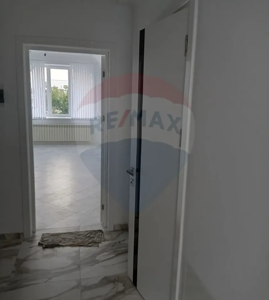 1-bedroom office, 245 m² — Image 5