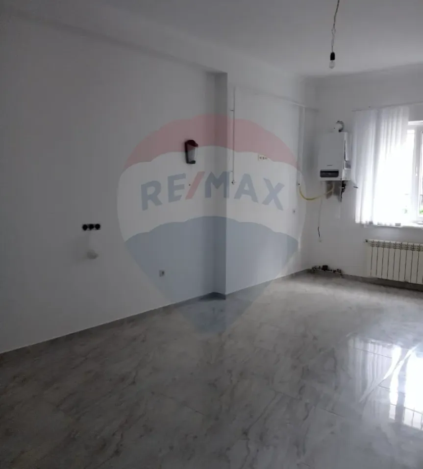 1-bedroom office, 245 m² — Image 8