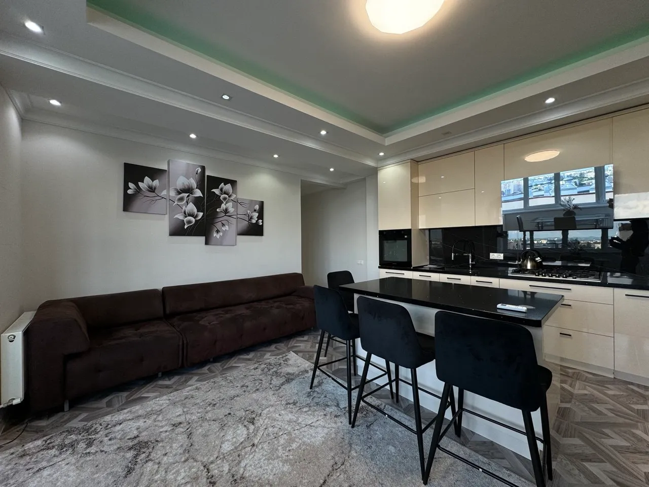 2-комнатная квартира, 93 м² — Изображение 4