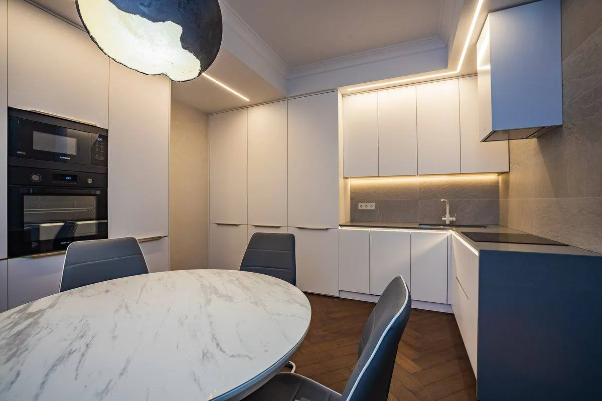 4-комнатная квартира, 140 м² — Изображение 1