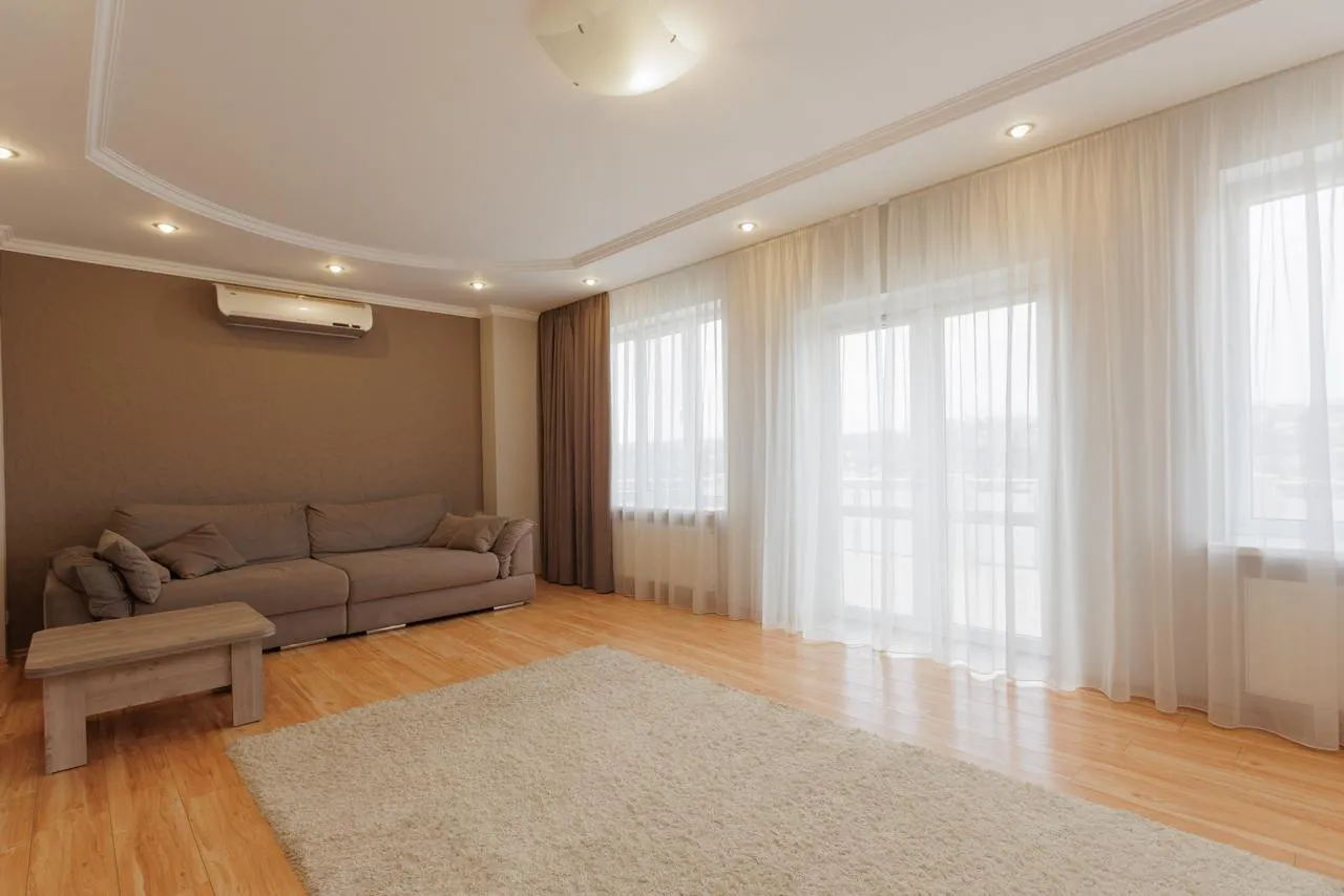 3-этажный дом, 220 м² — Изображение 2