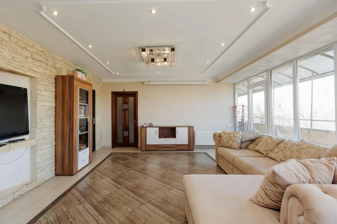 4-комнатная квартира, 130 м² — Изображение 4