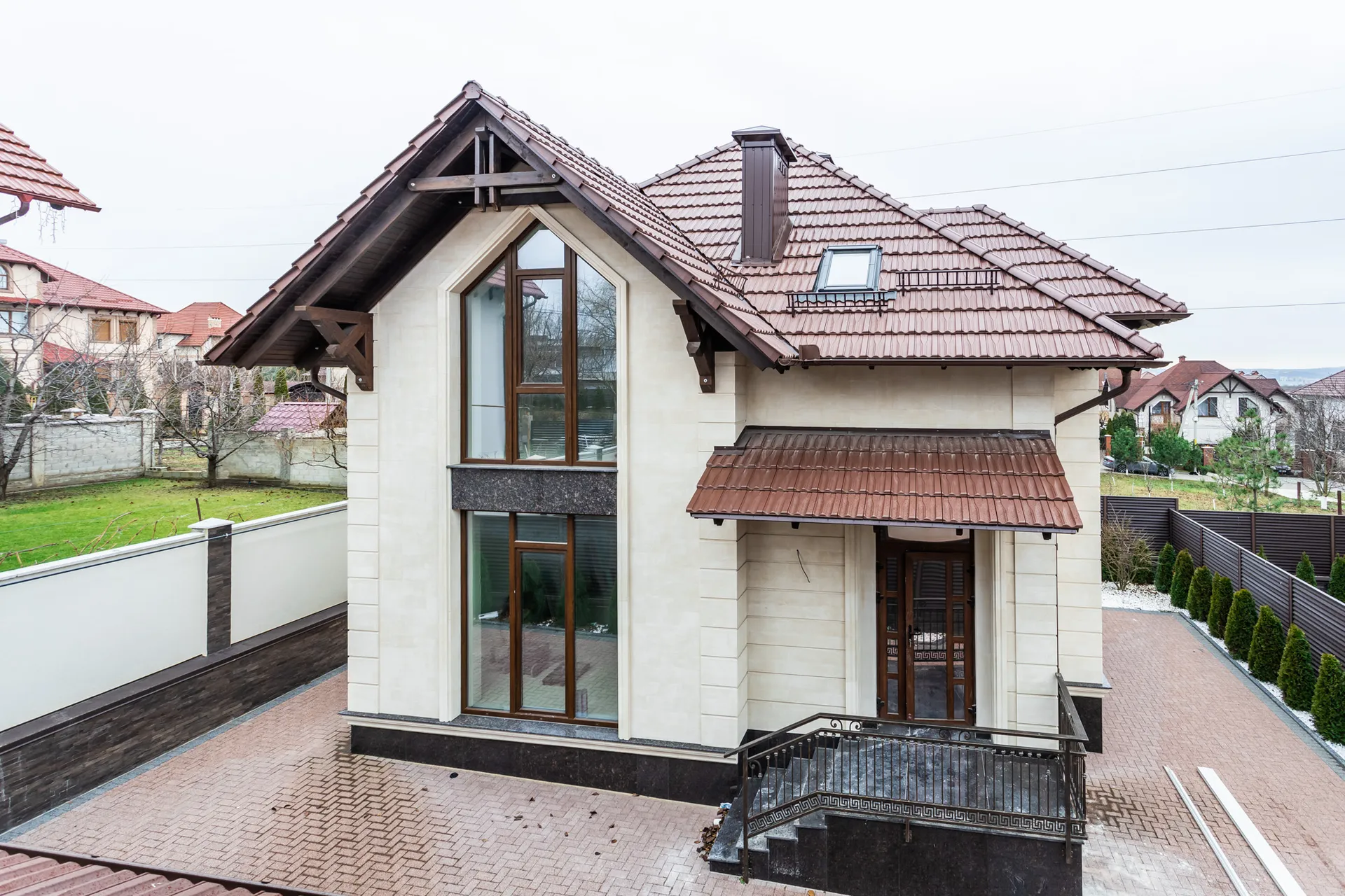2-этажный дом, 170 м² — Изображение 1