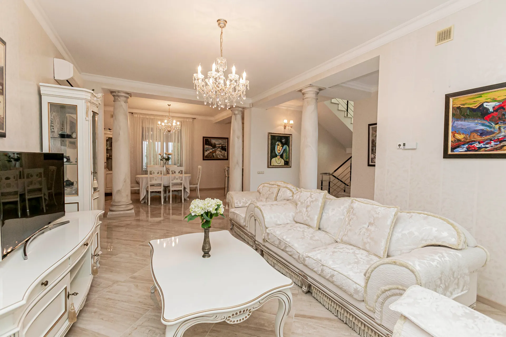 3-этажный дом, 270 м² — Изображение 3