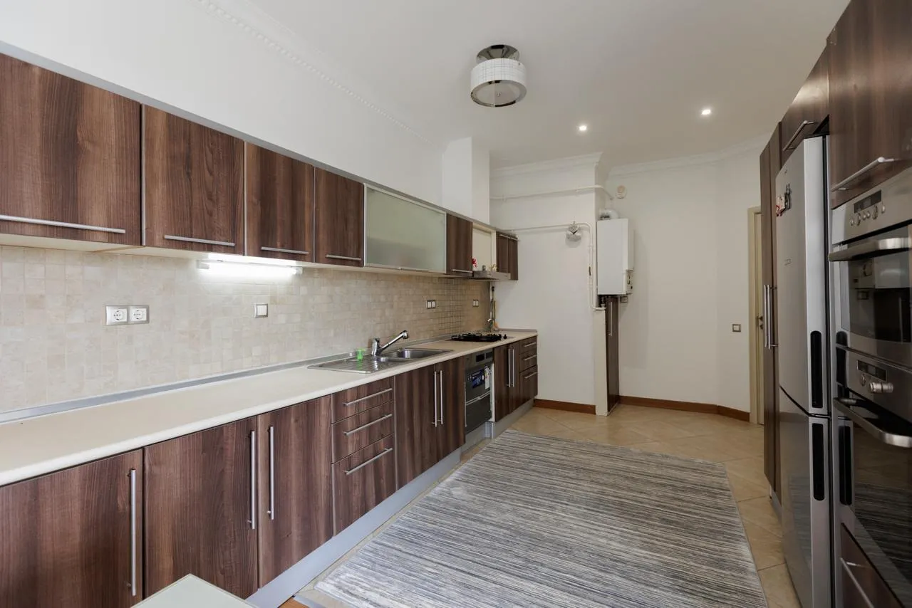 4-комнатная квартира, 150 м² — Изображение 3