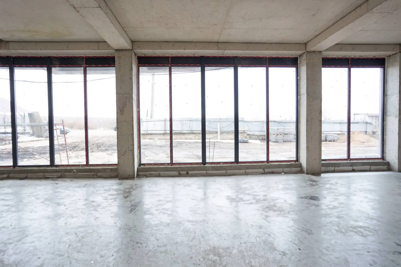 Trade space, 527 m² — Image 1