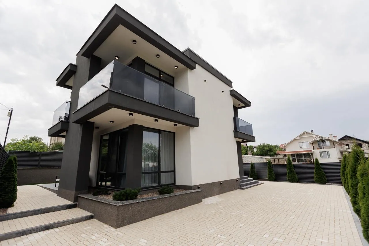 2-etaje casă, 270 m² — Imagine 4
