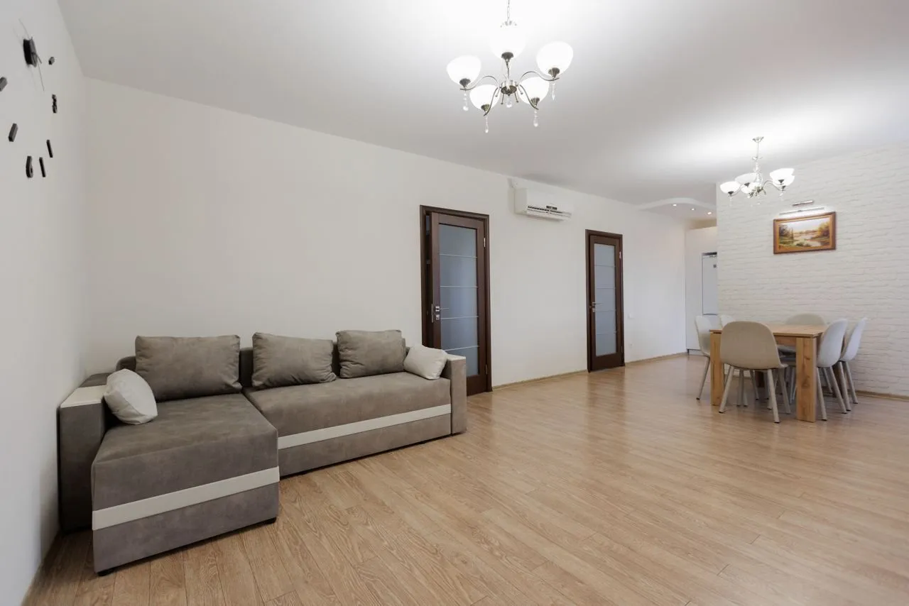 2-комнатная квартира, 75 м² — Изображение 1