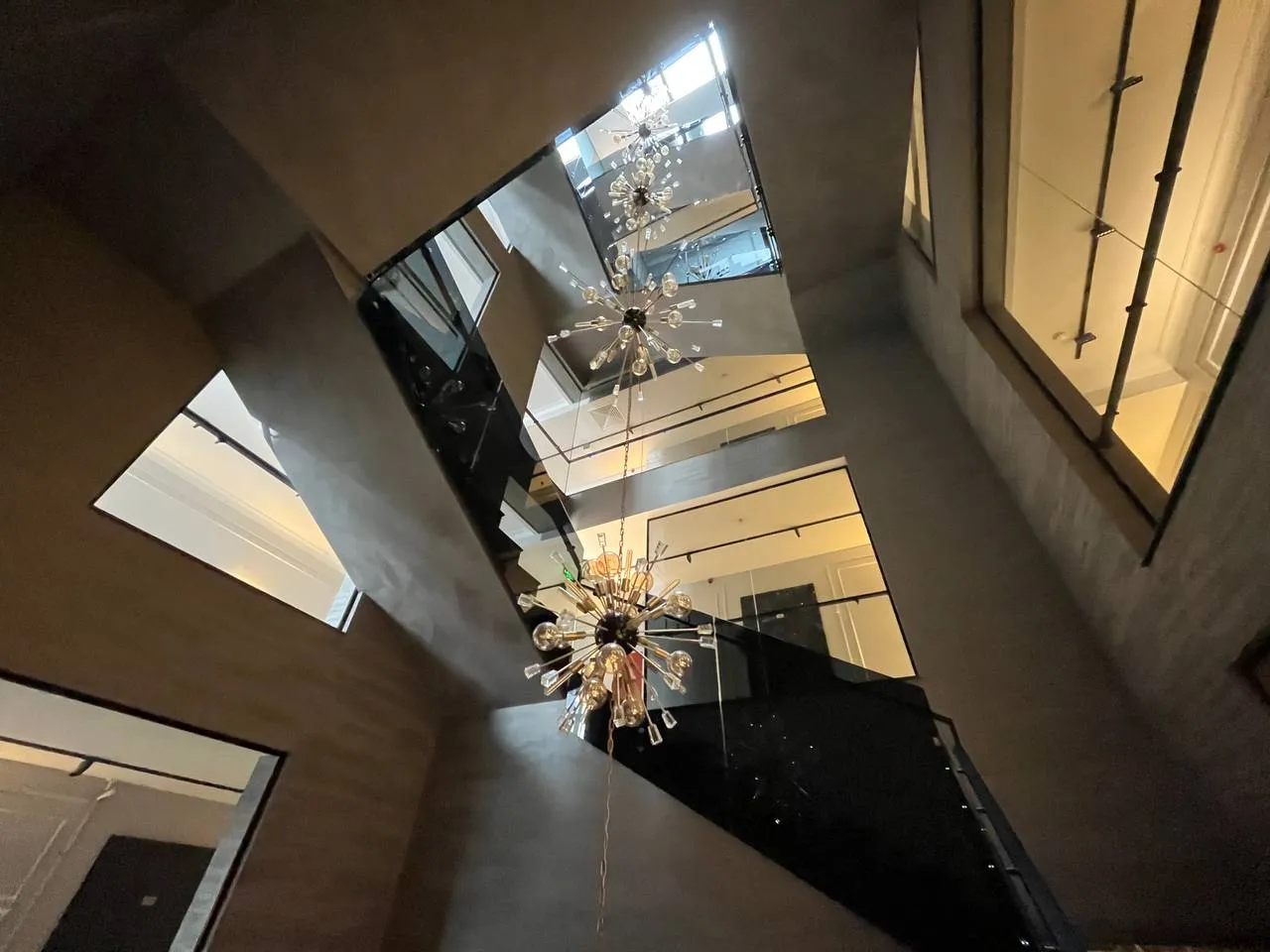 1-camere birou, 150 m² — Imagine 2