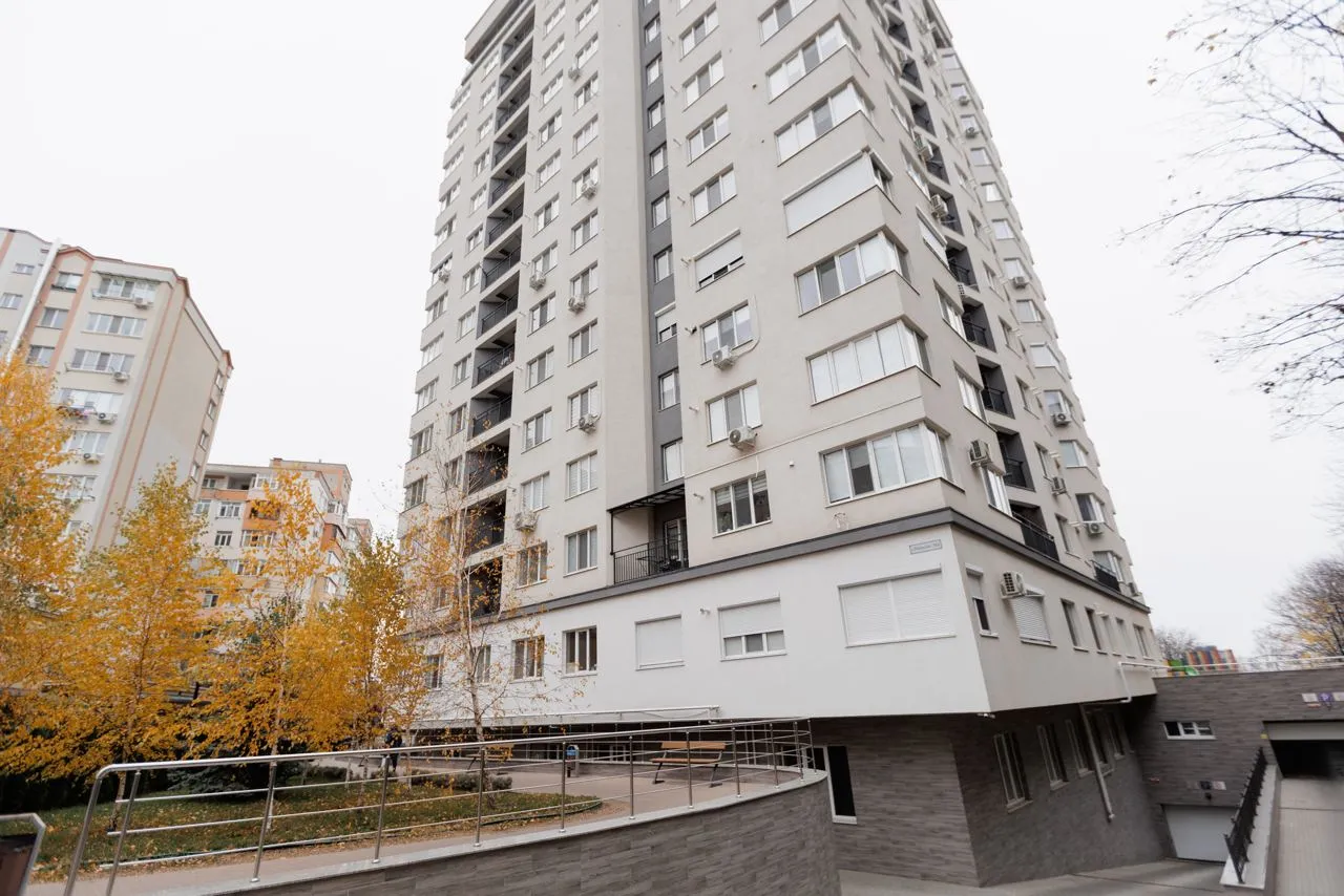 Торговое помещение, 184.1 м² — Изображение 2