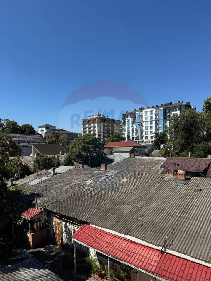 3-floor house, 336 m² — Image 20