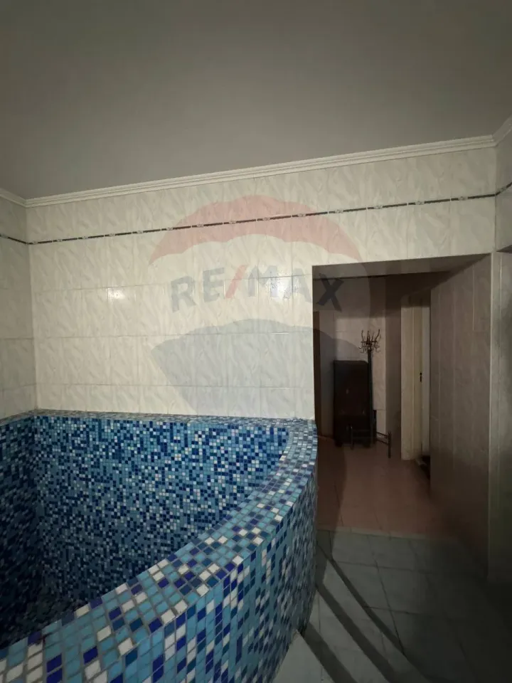 3-floor house, 336 m² — Image 17