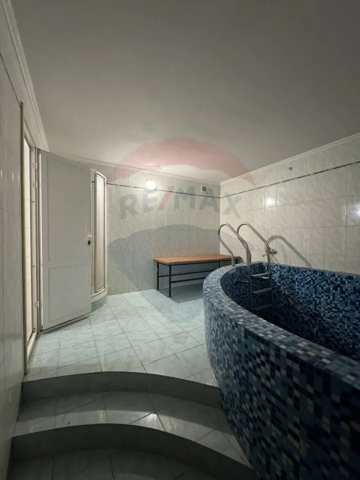 3-floor house, 336 m² — Image 9