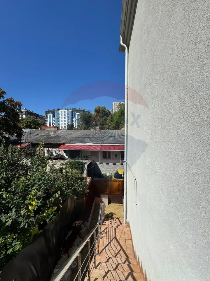 3-floor house, 336 m² — Image 14