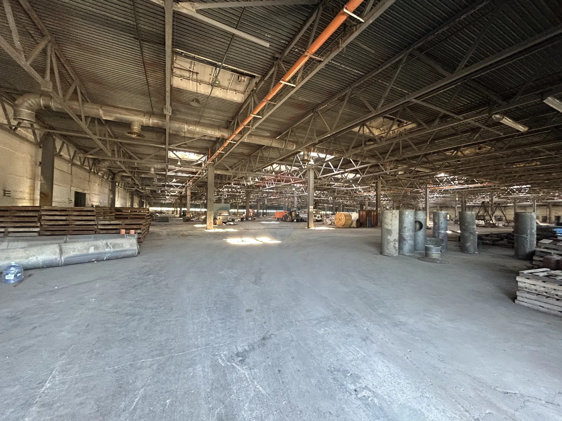 Warehouse, 1 500 m² — Image 4