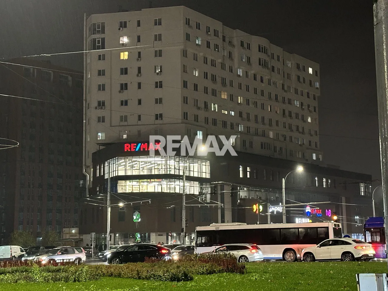 1-bedroom office, 300 m² — Image 14