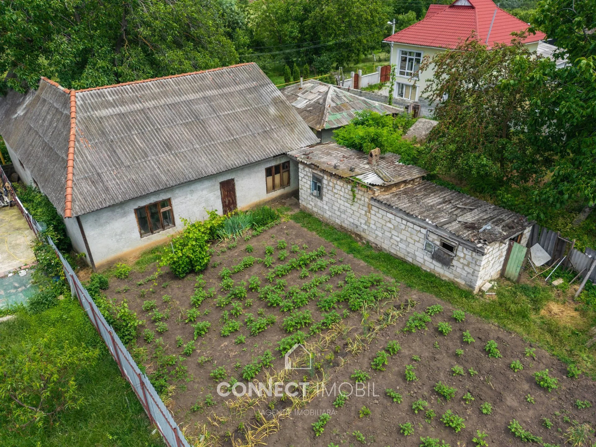 3-etaje casă, 100 m² — Imagine 2