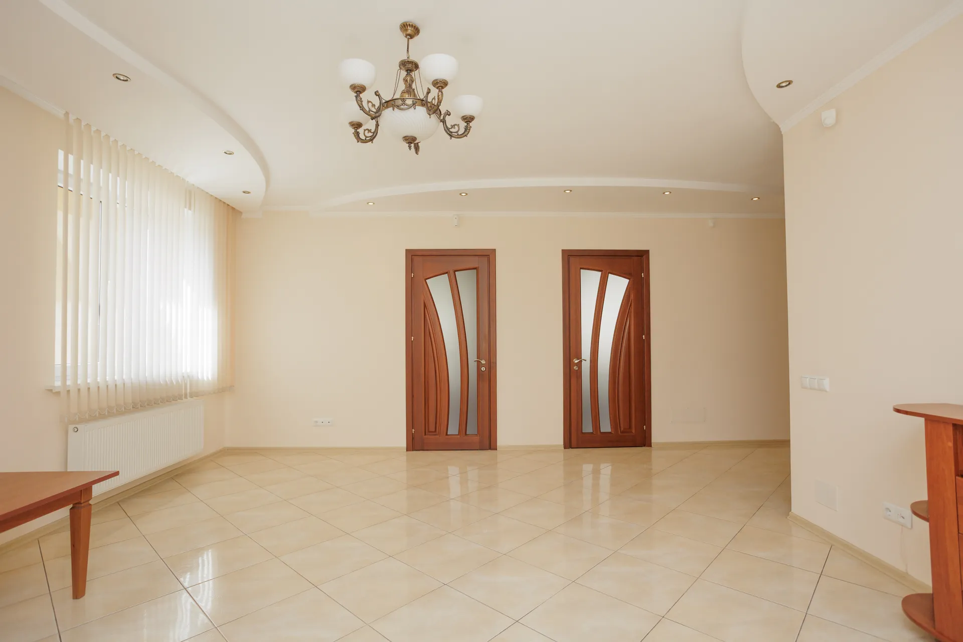 10-bedroom office, 350 m² — Image 1