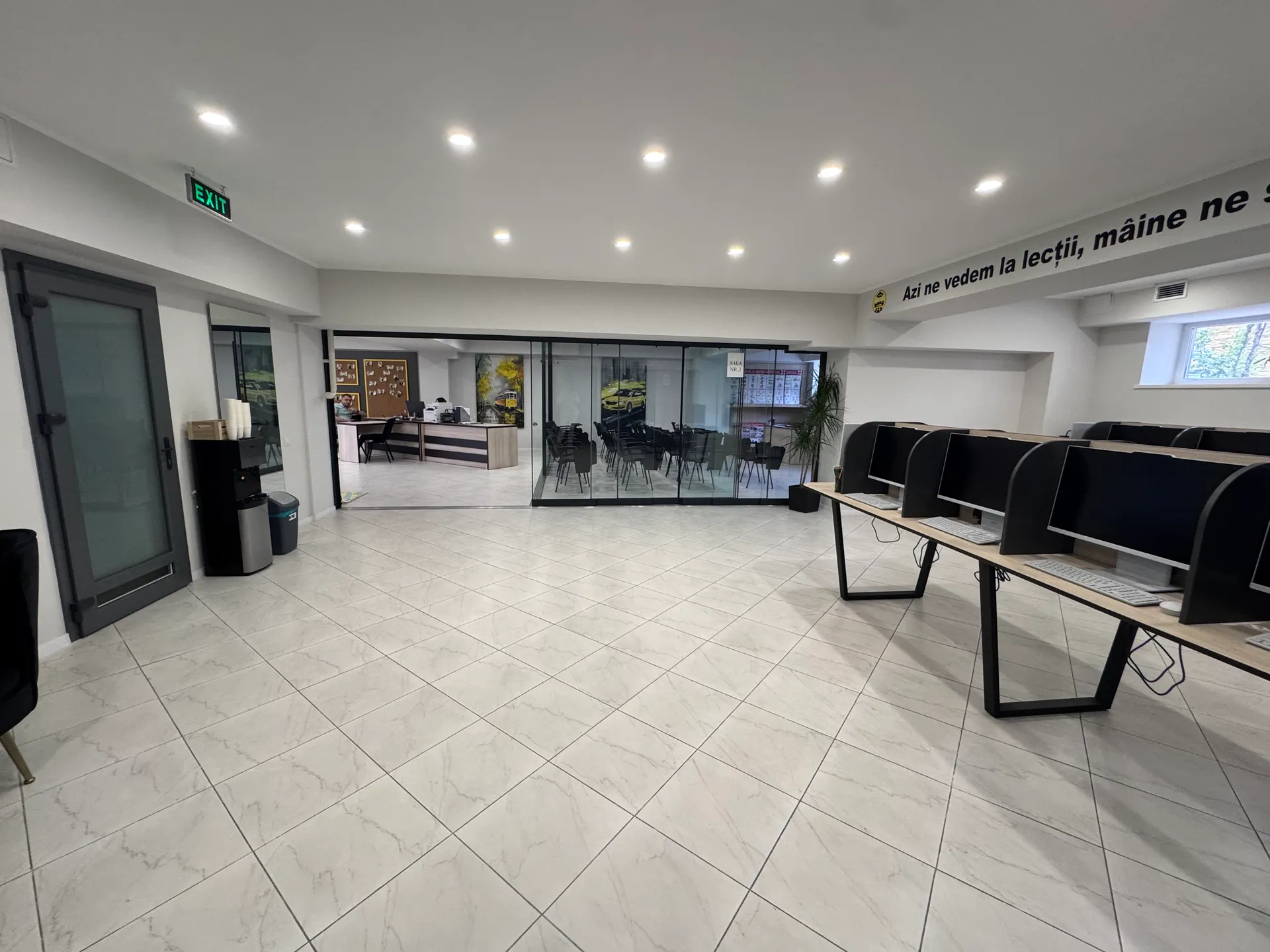 Trade space, 275 m² — Image 3