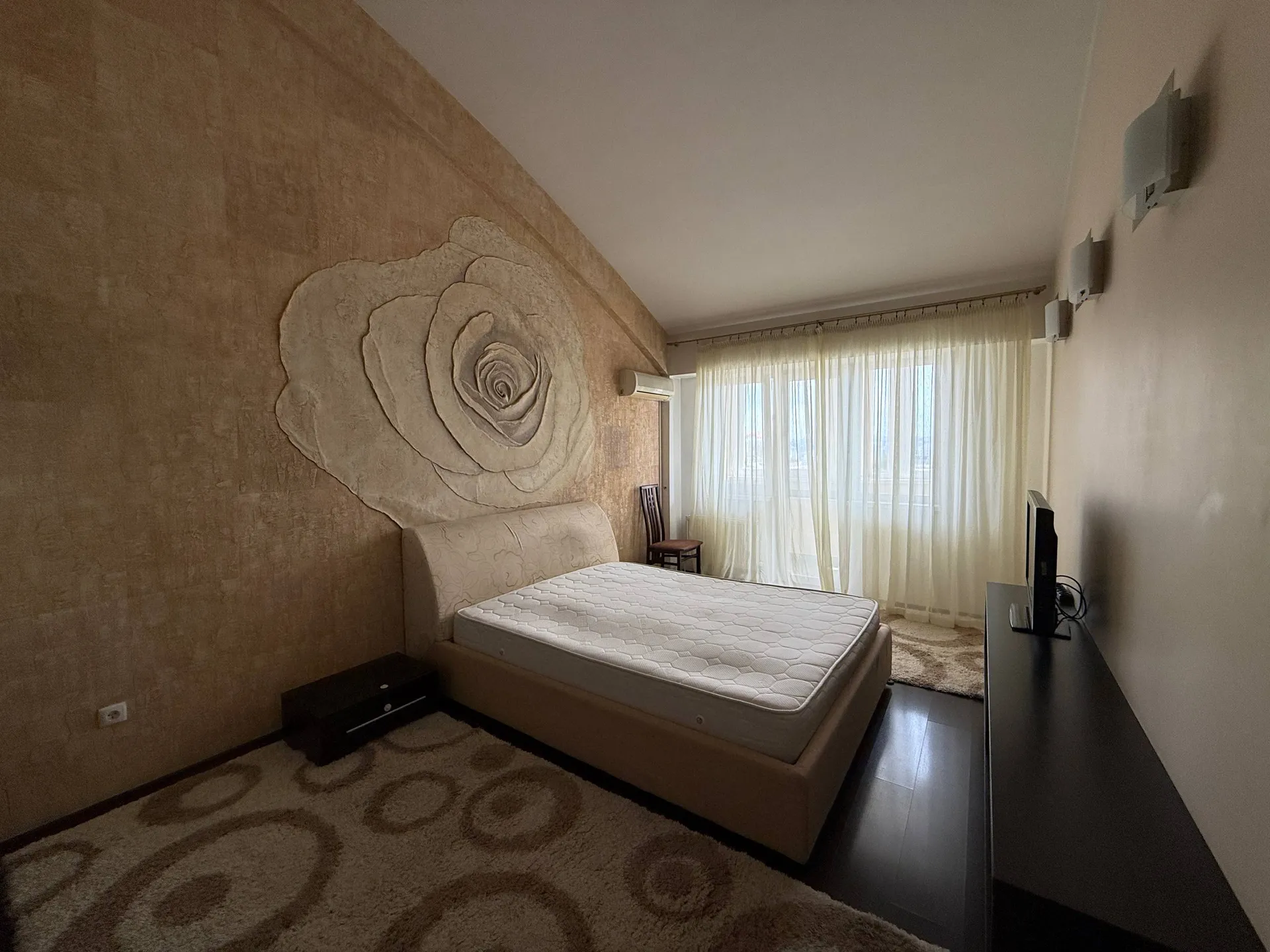 2-комнатная квартира, 130 м² — Изображение 3