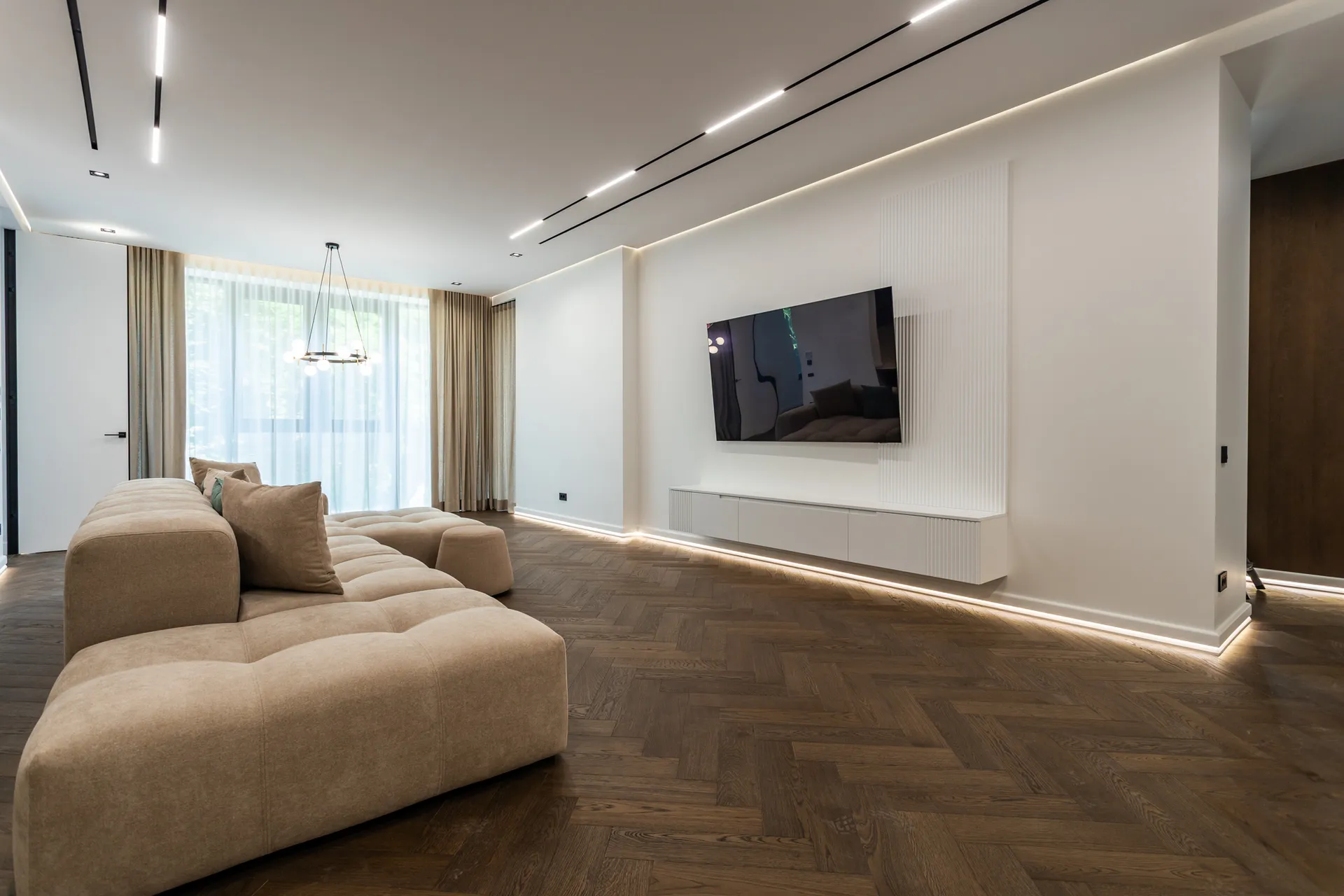 4-комнатная квартира, 178 м² — Изображение 1