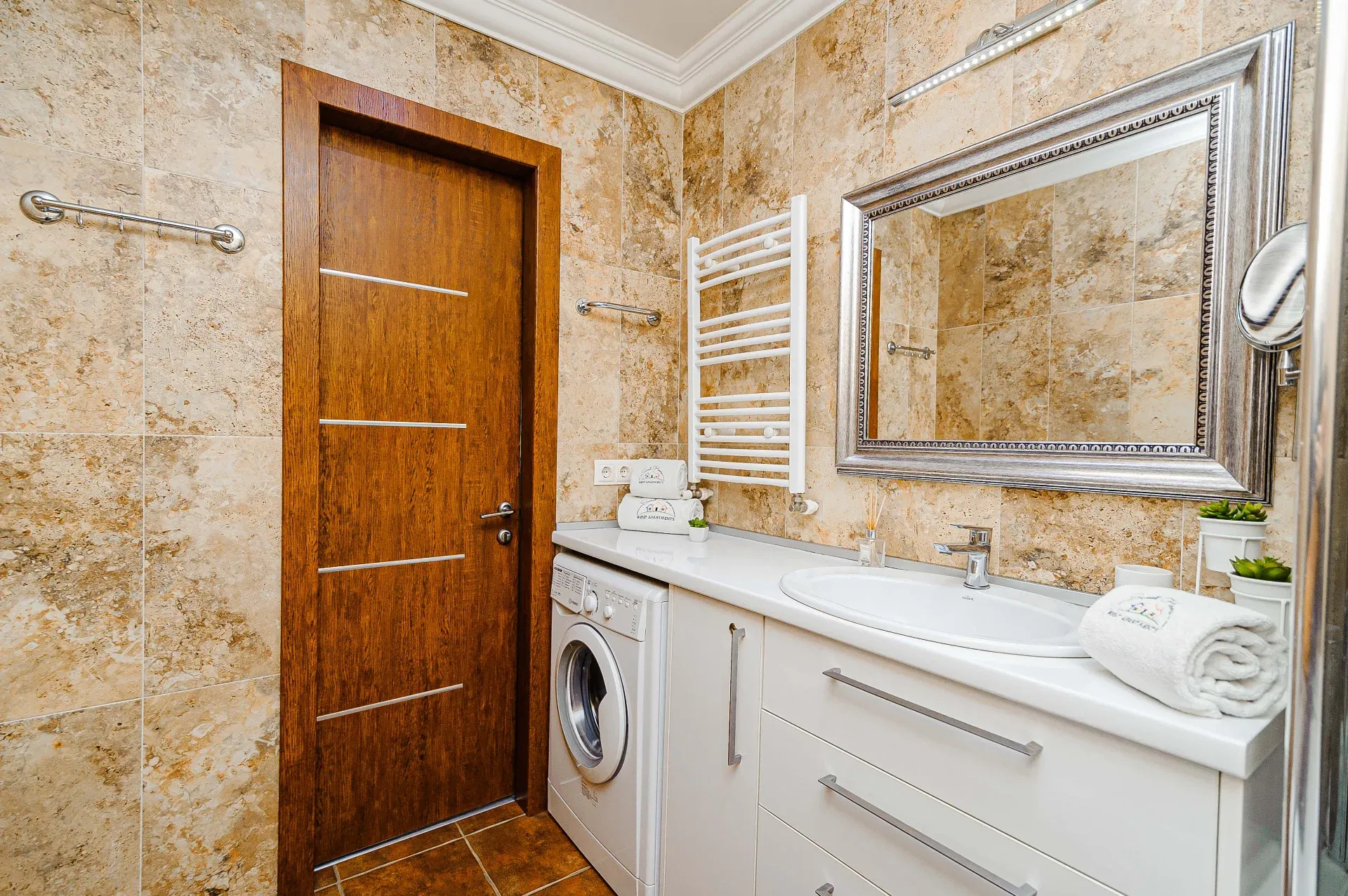 2-bedroom apartment, 65 m² — Image 3