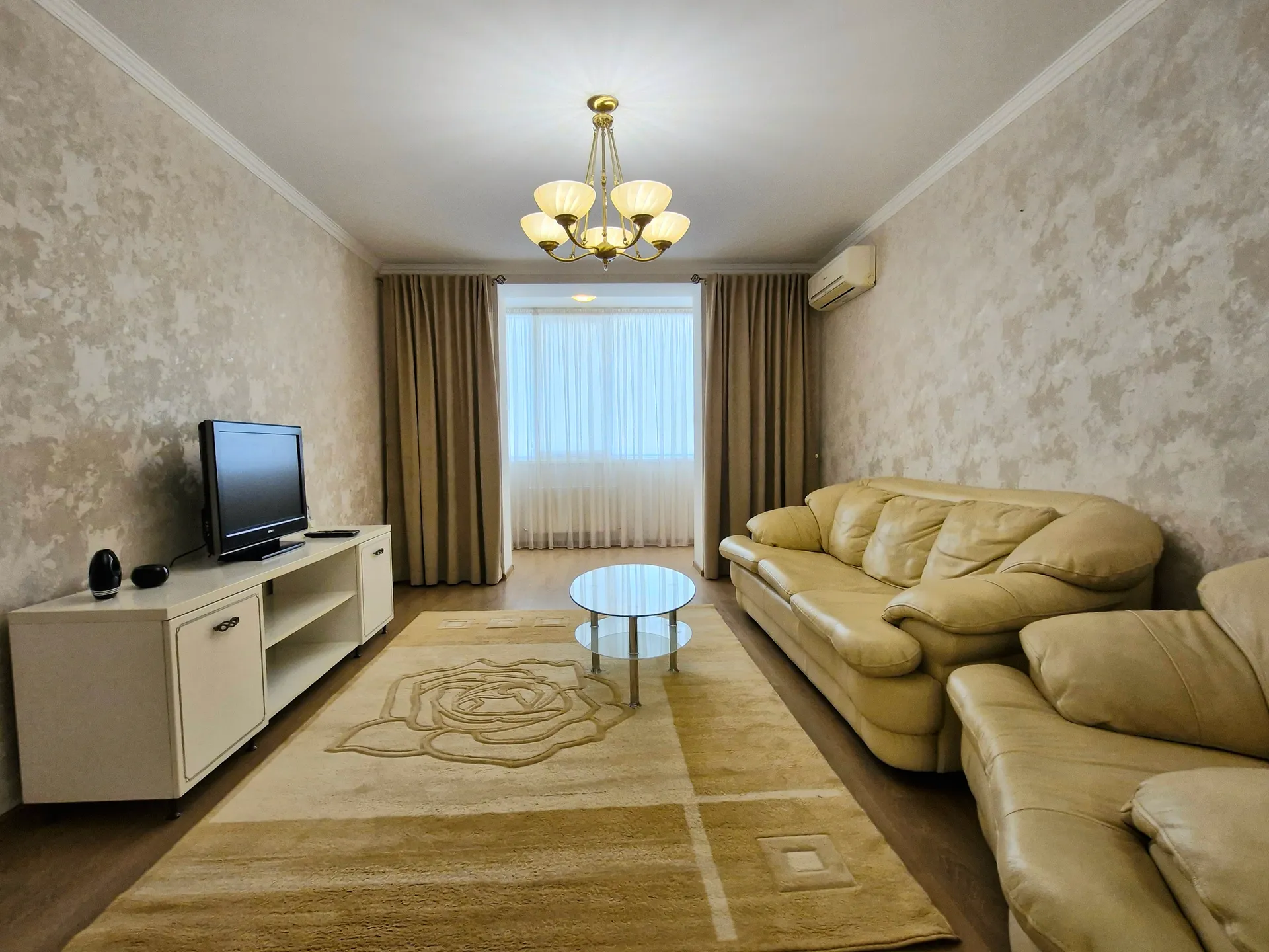 2-комнатная квартира, 90 м² — Изображение 1