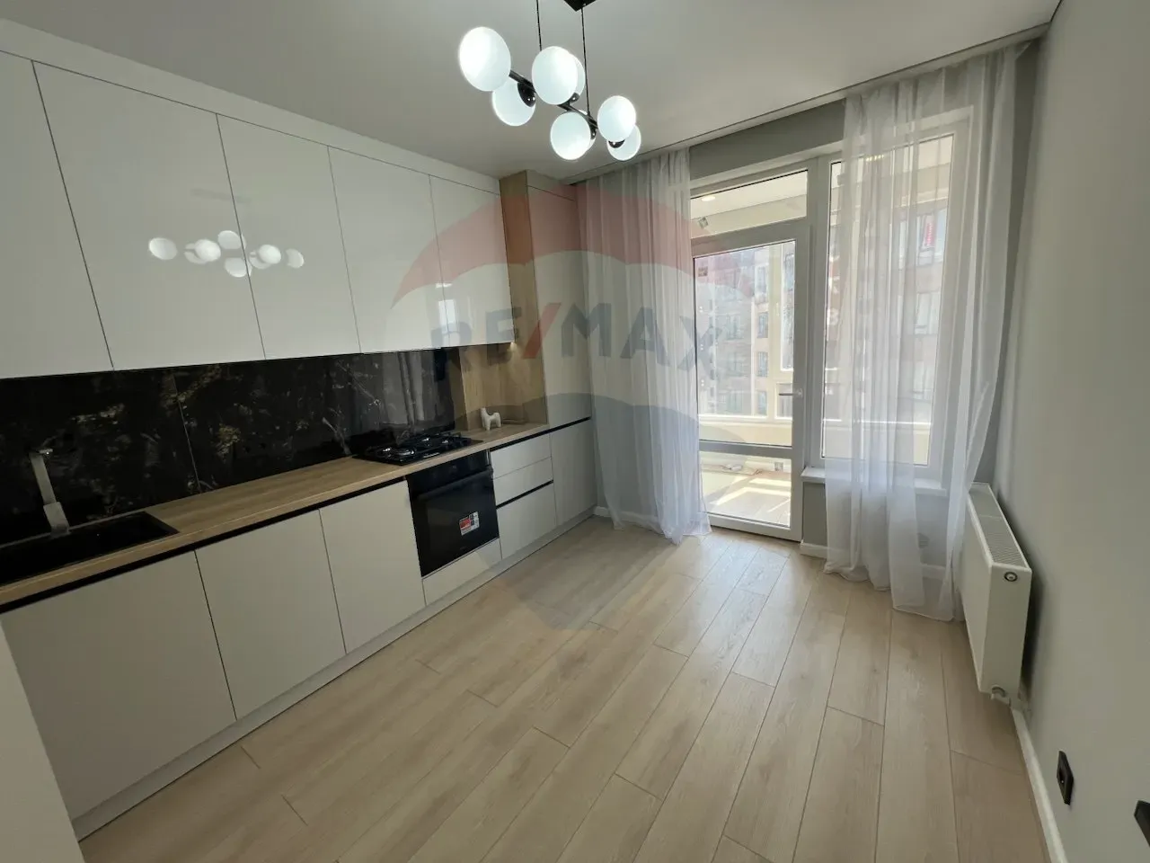 2-bedroom apartment, 65 m² — Image 2