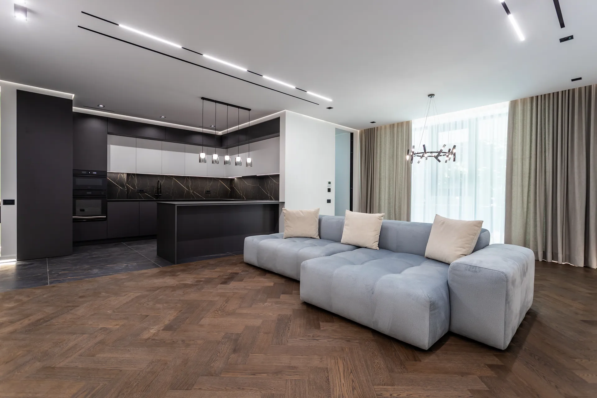4-комнатная квартира, 143 м² — Изображение 1