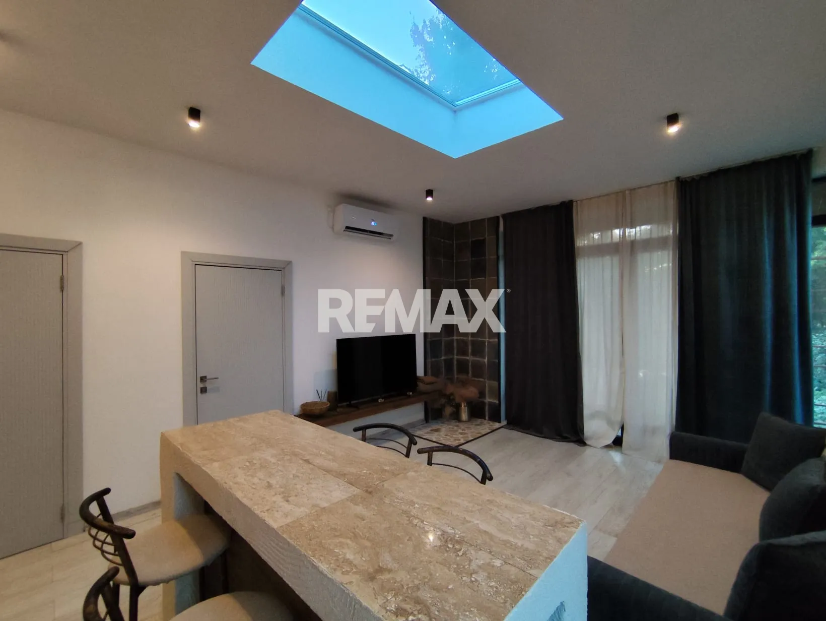 1-floor house, 185 m² — Image 2