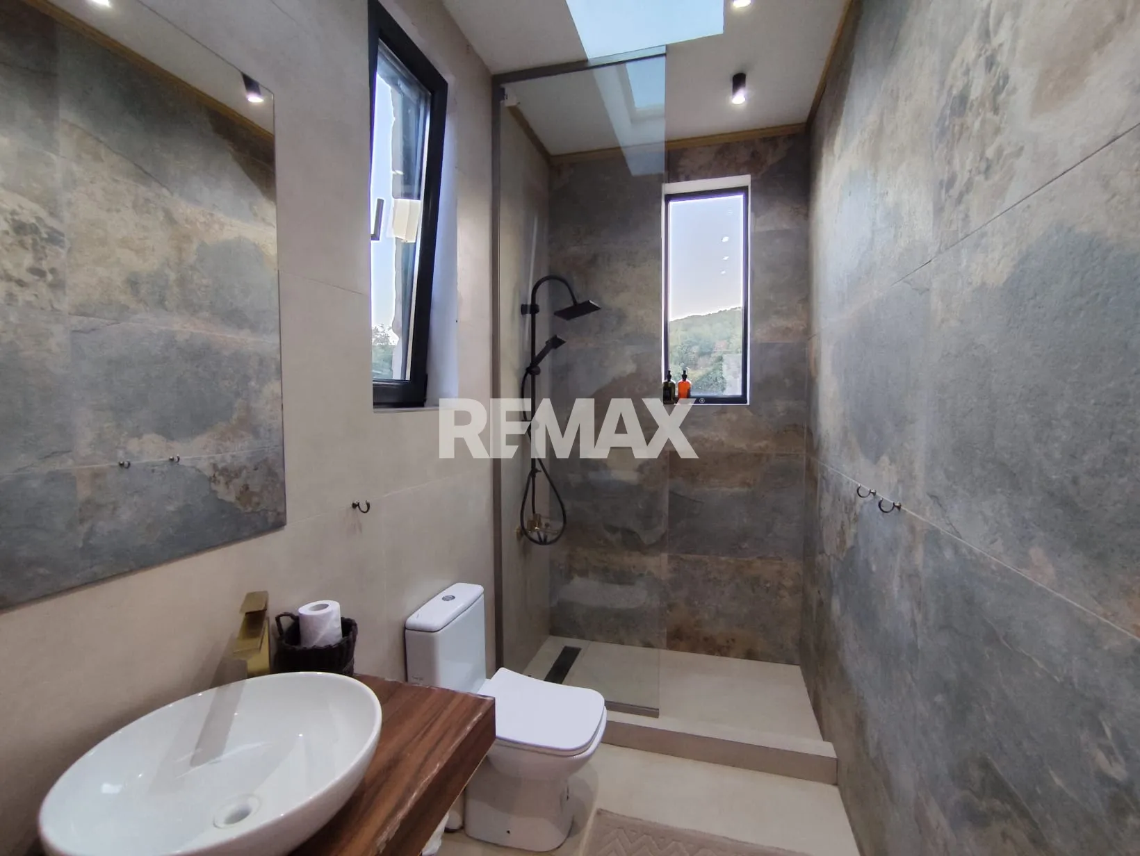 1-floor house, 185 m² — Image 4