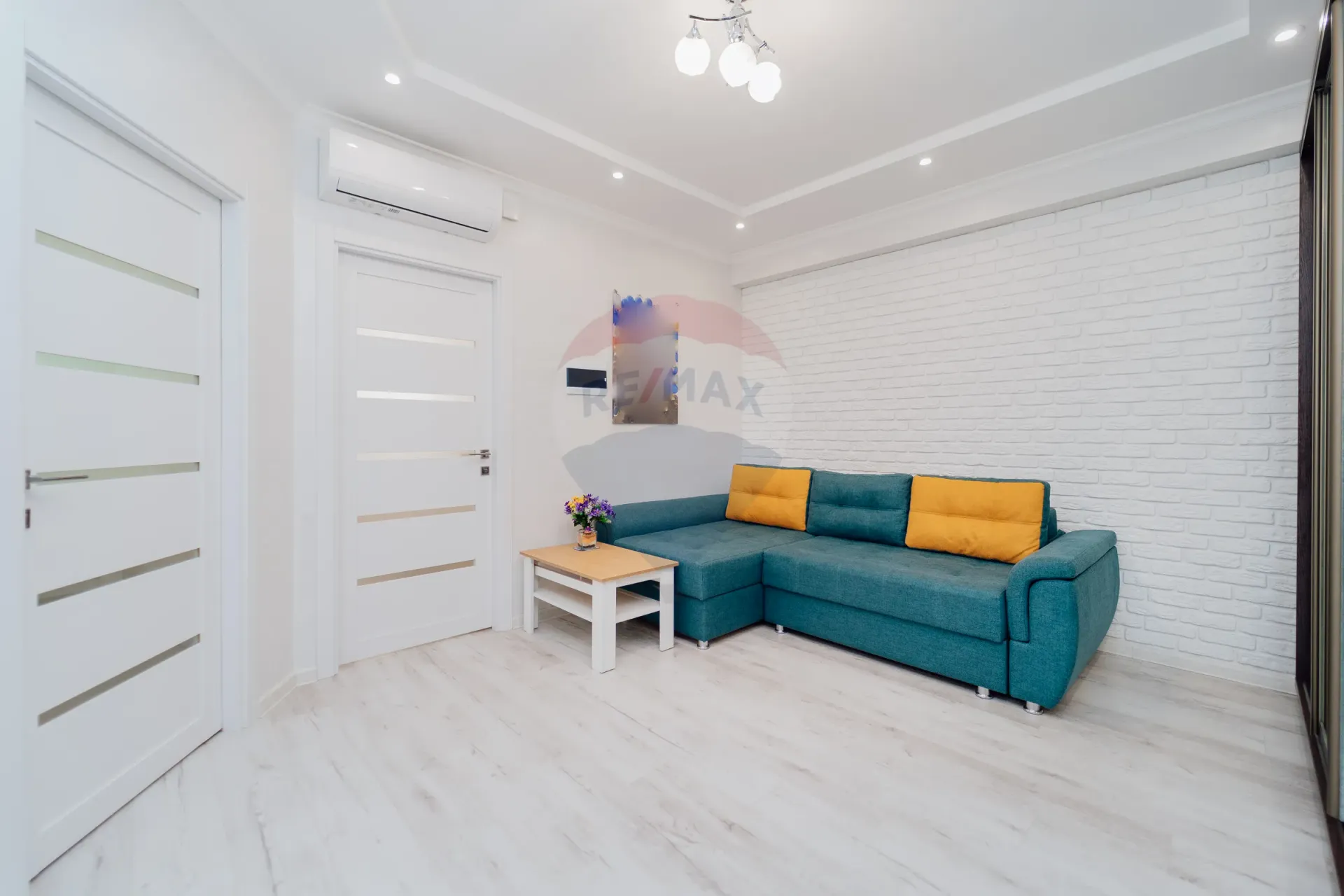 1-bedroom apartment, 48.4 m² — Image 12