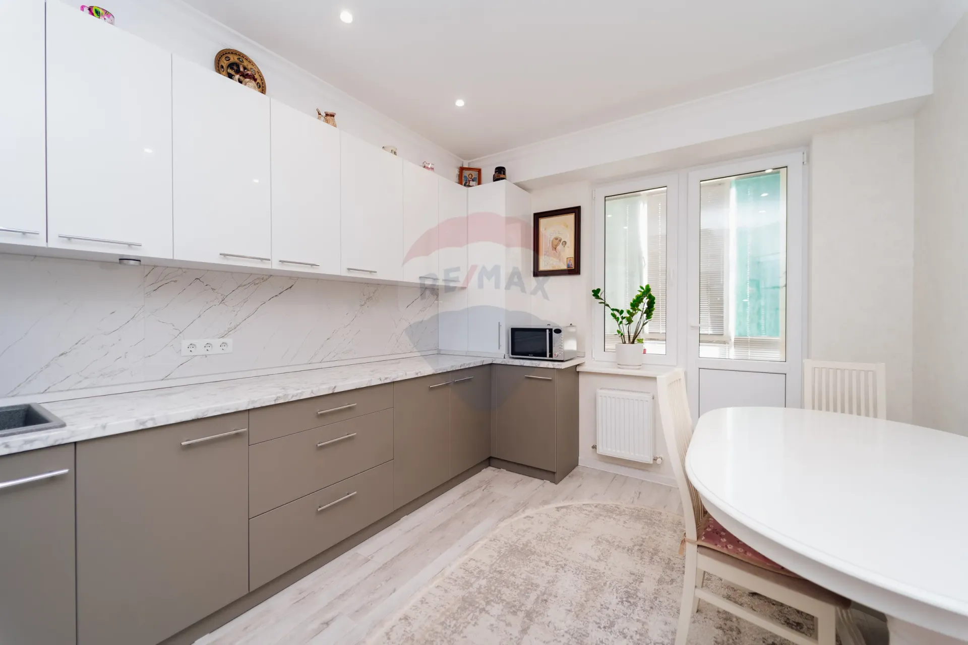 1-bedroom apartment, 48.4 m² — Image 2