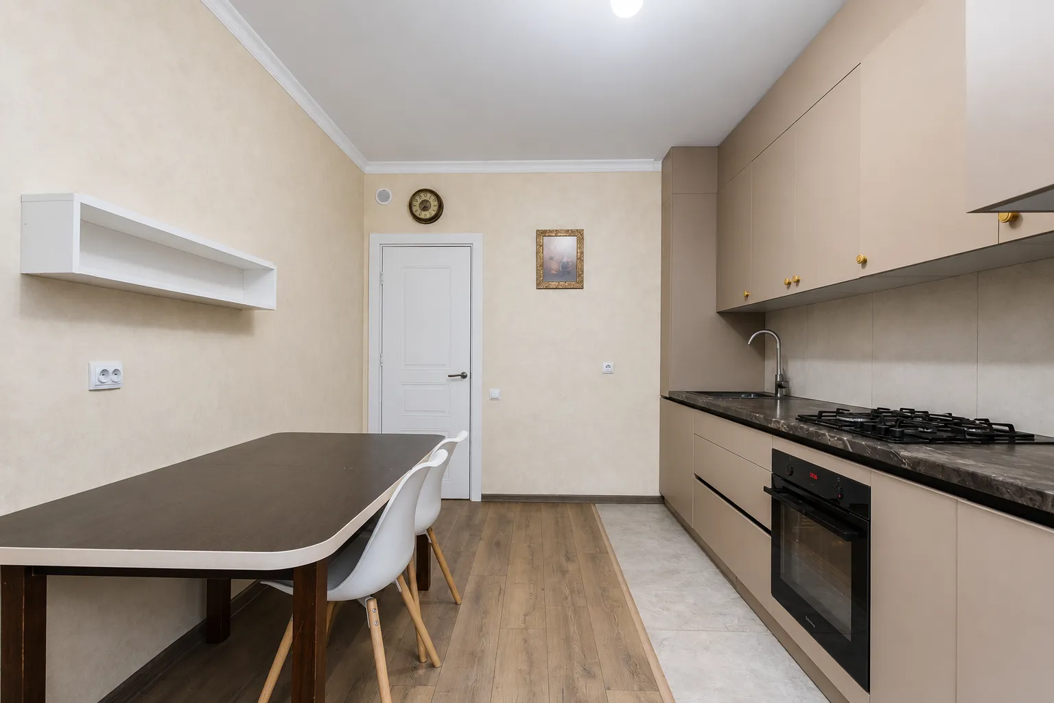 2-bedroom apartment, 70 m² — Image 4
