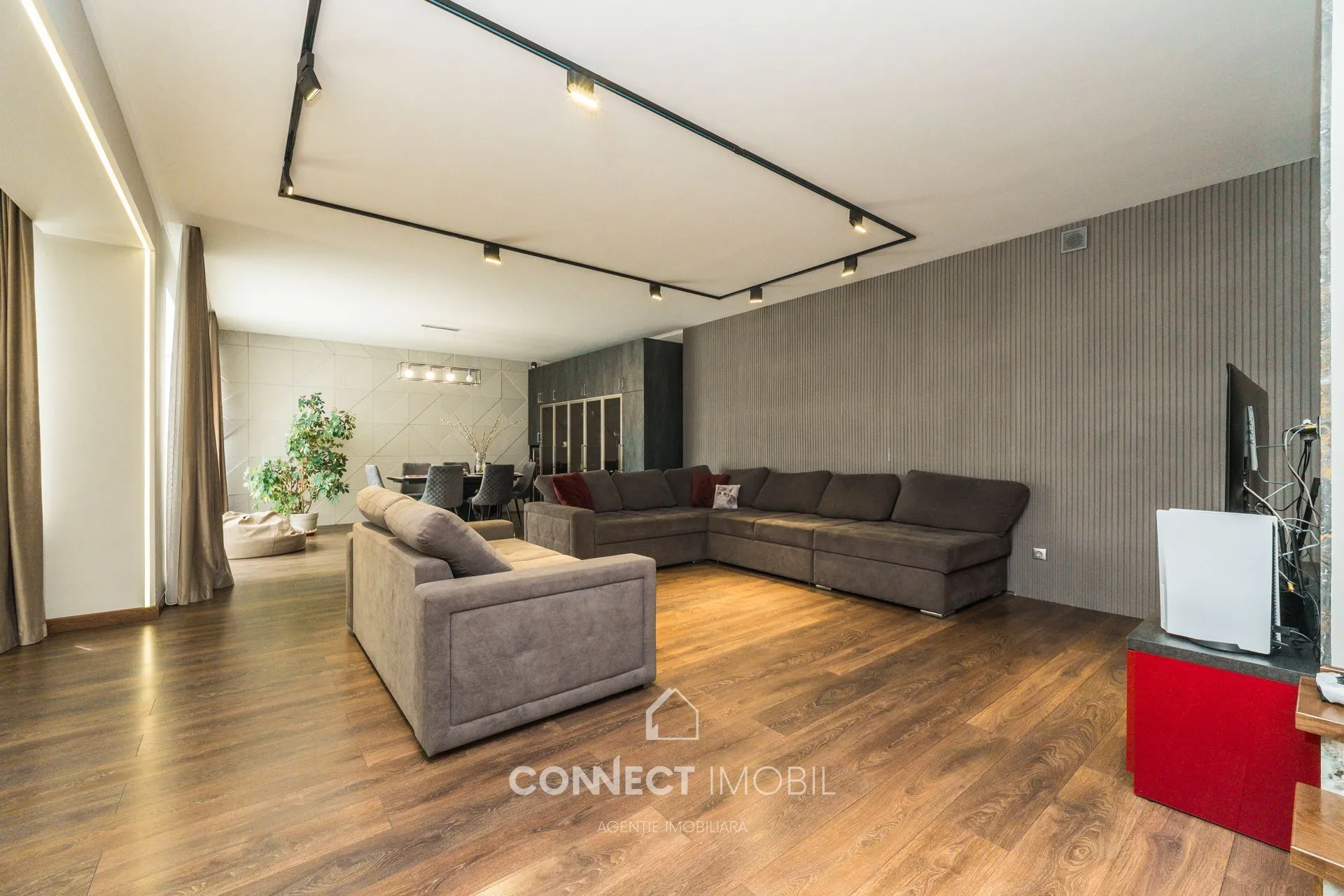 3-этажный дом, 251 м² — Изображение 3
