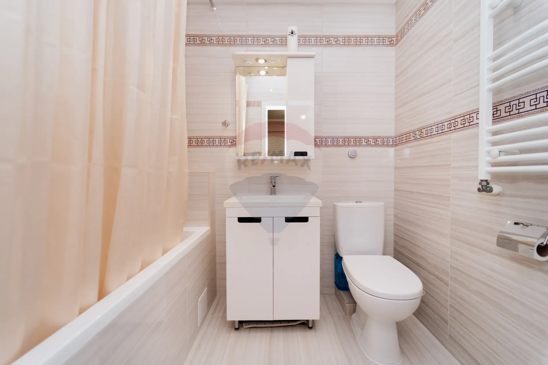 1-bedroom apartment, 48.4 m² — Image 4