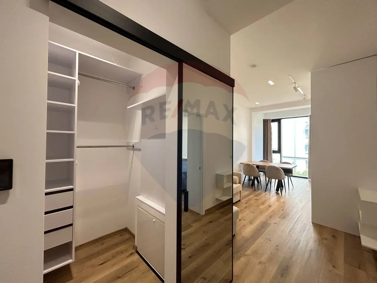 1-bedroom apartment, 50 m² — Image 1