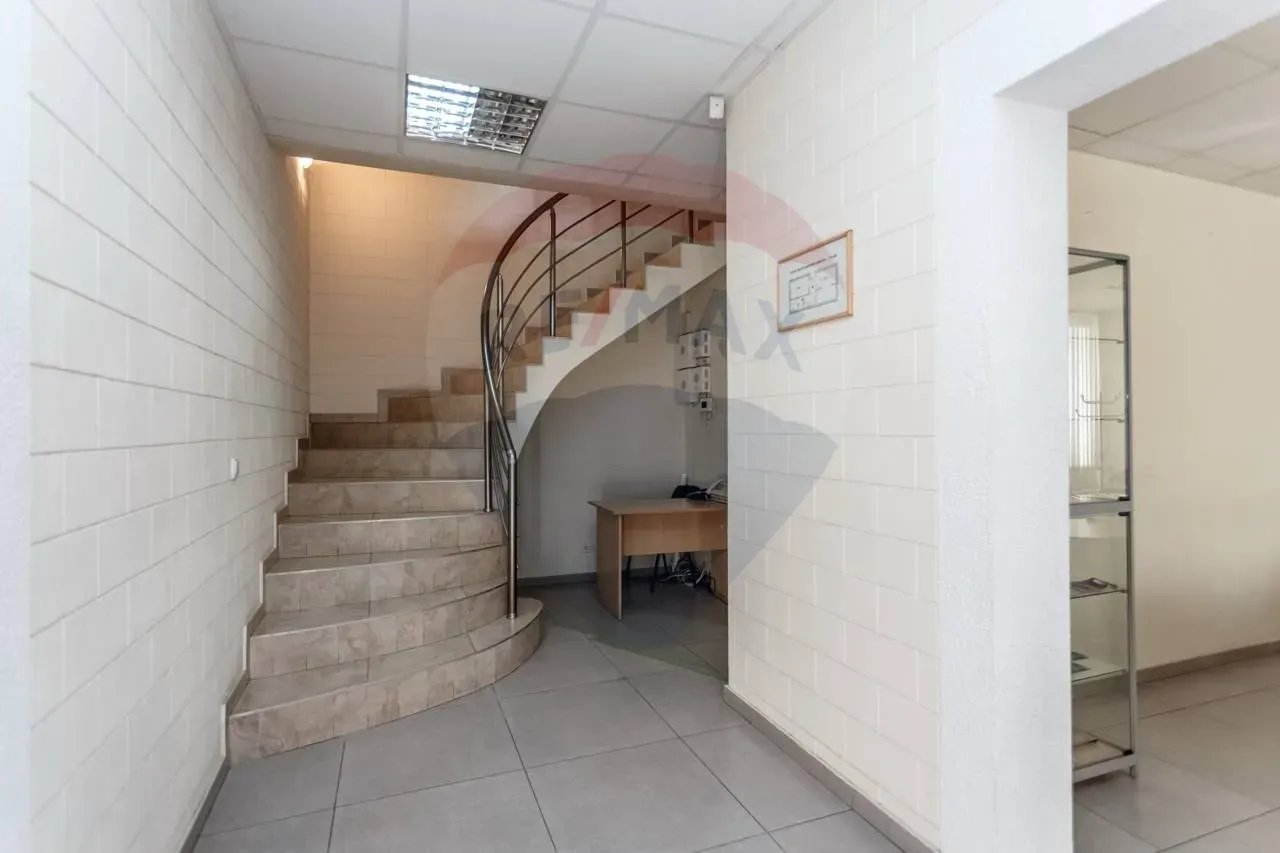 Free-purpose property, 276.8 m² — Image 5