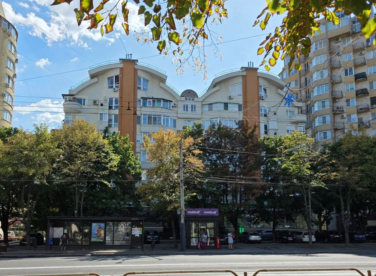 4-комнатная квартира, 176 м² — Изображение 2