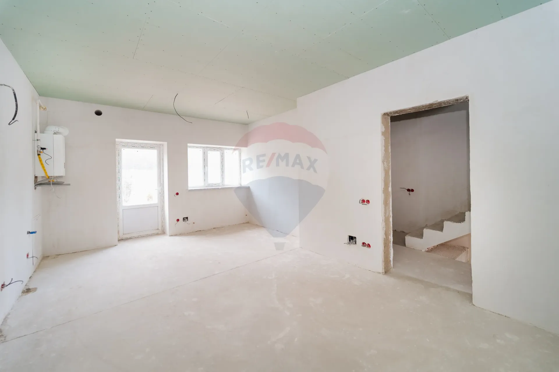 3-floor house, 200 m² — Image 3