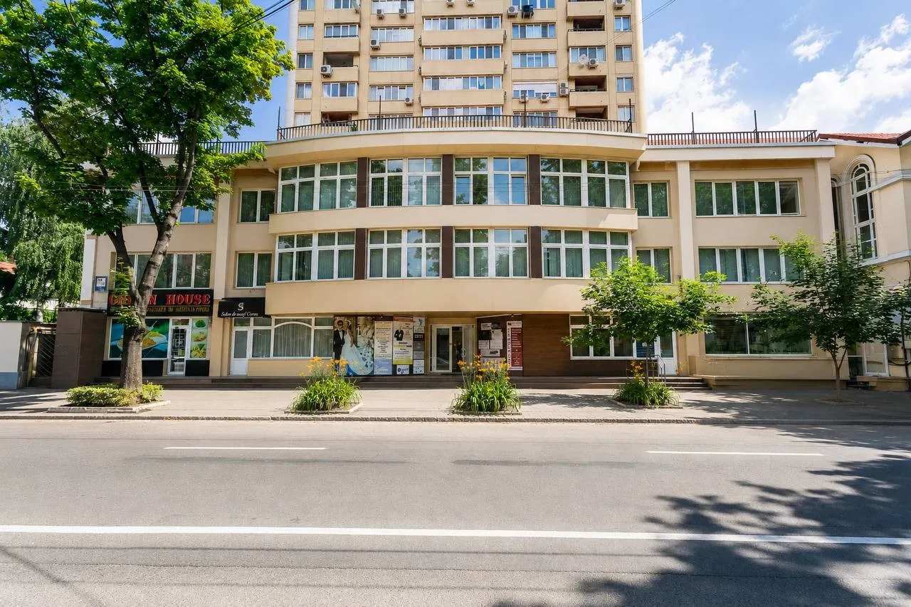 Торговое помещение, 157 м² — Изображение 1