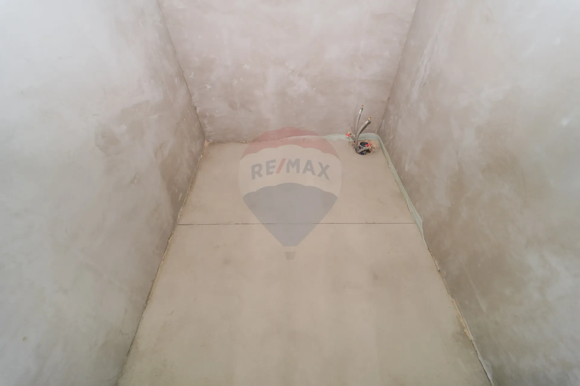 3-floor house, 200 m² — Image 13