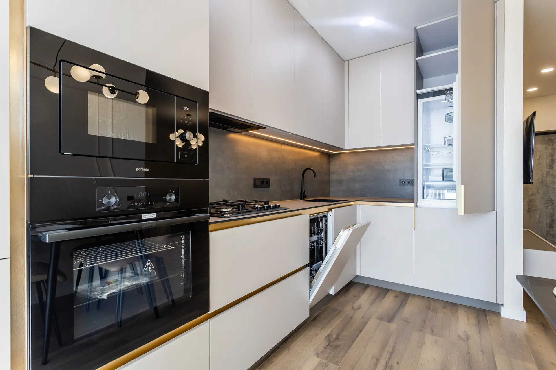 2-комнатная квартира, 64.6 м² — Изображение 4